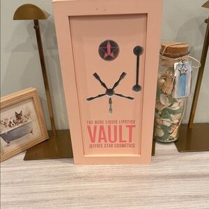 Jeffree Star Nude Vault
